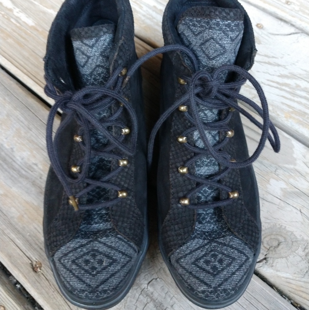 Cobra Society Sneakers